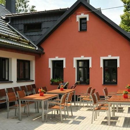 Penzion Lazy Daisy Janov nad Nisou Kültér fotó